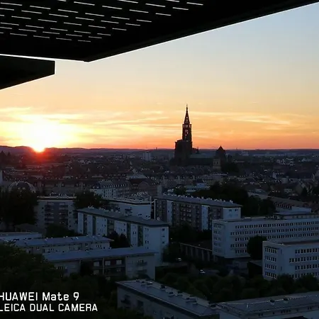 Bassin D'austerlitz - Avec Terrasse Dans L'une Des Tours Black Swans Apartmán